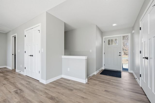 1333 E Aspen Drive, Saint Croix Falls, WI 54024