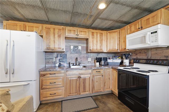 159 Madison 7331, Hindsville, AR 72738