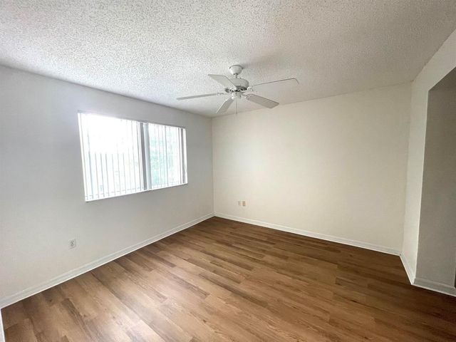 1700 S CRESTWOOD Court S 1709, Royal Palm Beach, FL 33411