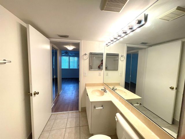 1700 S CRESTWOOD Court S 1709, Royal Palm Beach, FL 33411
