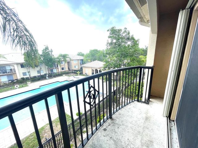 1700 S CRESTWOOD Court S 1709, Royal Palm Beach, FL 33411