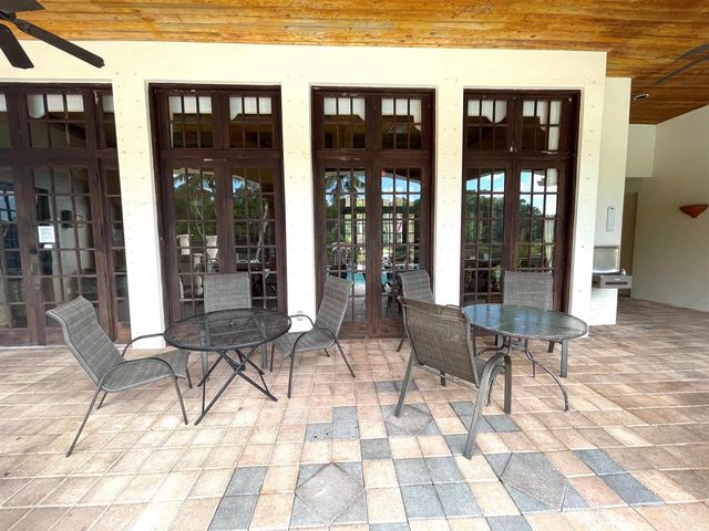1700 S CRESTWOOD Court S 1709, Royal Palm Beach, FL 33411