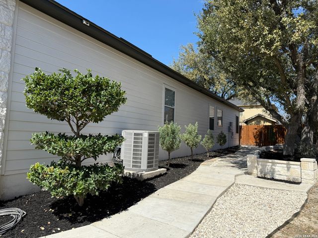 1003 Atkins Bay, San Antonio, TX 78245