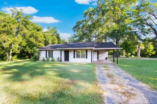 1059 N Highway 79, Carthage, TX 75633