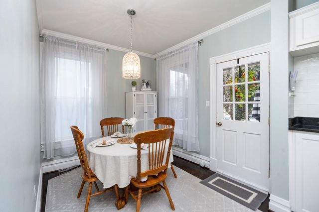 818 N AUGUSTA ST, Staunton, VA 24401