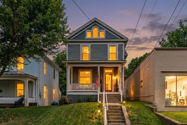 818 N AUGUSTA ST, Staunton, VA 24401