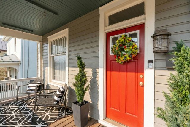 818 N AUGUSTA ST, Staunton, VA 24401