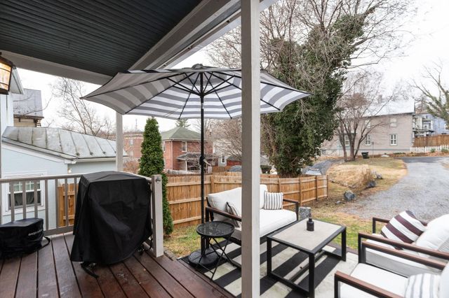 818 N AUGUSTA ST, Staunton, VA 24401