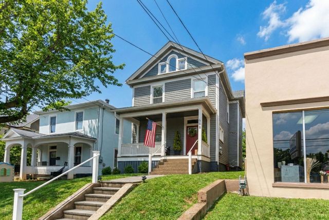 818 N AUGUSTA ST, Staunton, VA 24401