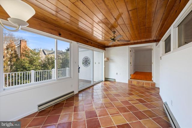 4714 33RD ST N, Arlington, VA 22207