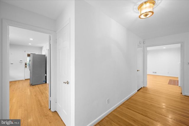 4714 33RD ST N, Arlington, VA 22207