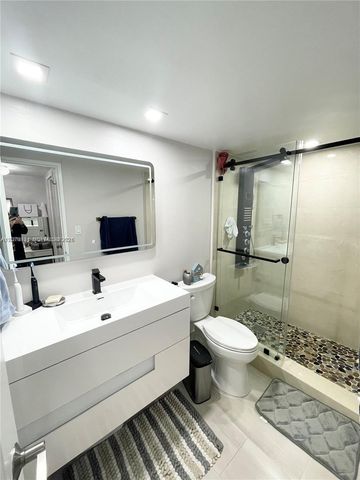 5600 Collins Avenue 16P, Miami Beach, FL 33140