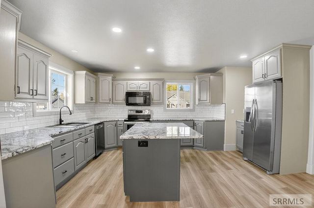 100 Centennial Drive, Blackfoot, ID 83221