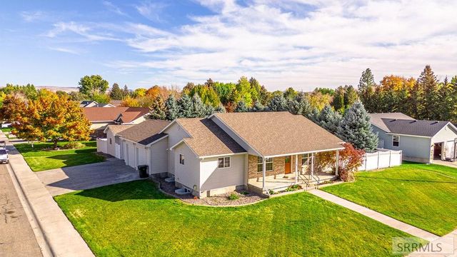 100 Centennial Drive, Blackfoot, ID 83221