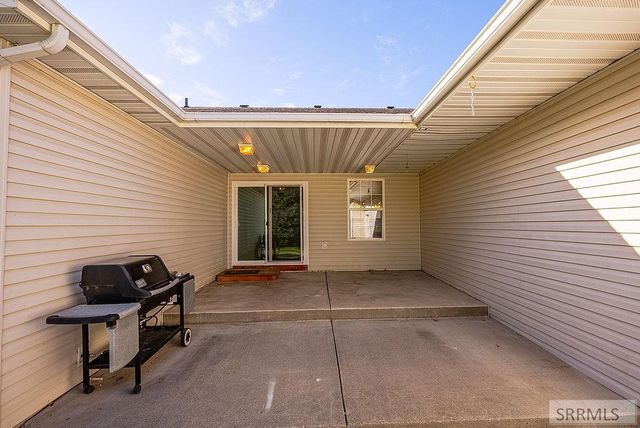 100 Centennial Drive, Blackfoot, ID 83221