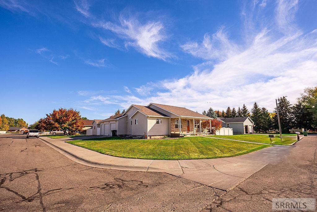 100 Centennial Drive, Blackfoot, ID 83221