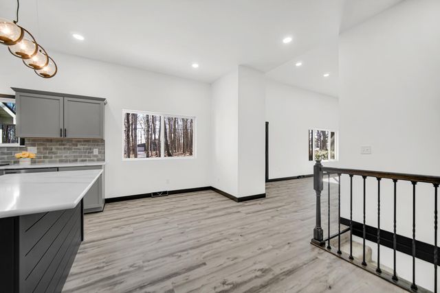 3005 Silhavy Road, Valparaiso, IN 46383