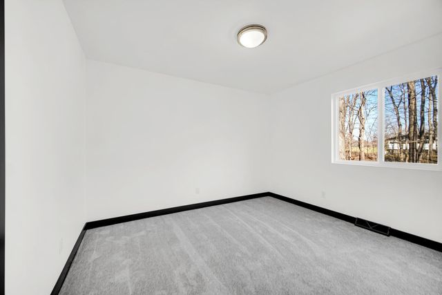 3005 Silhavy Road, Valparaiso, IN 46383