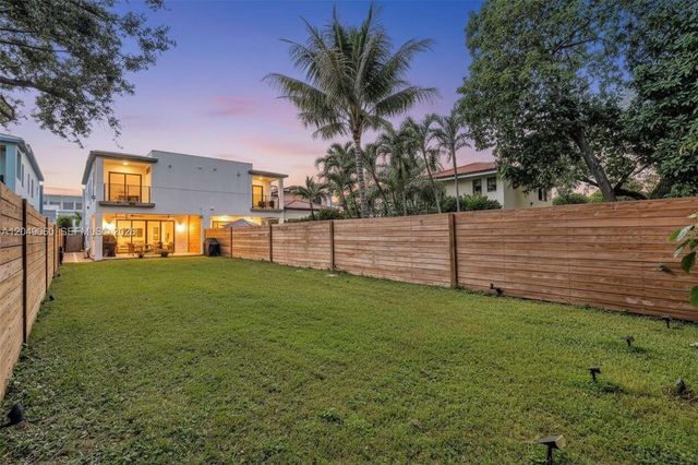 8871 SW 28th Street, Miami, FL 33165