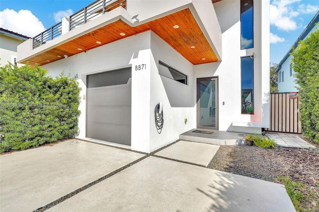 8871 SW 28th Street, Miami, FL 33165