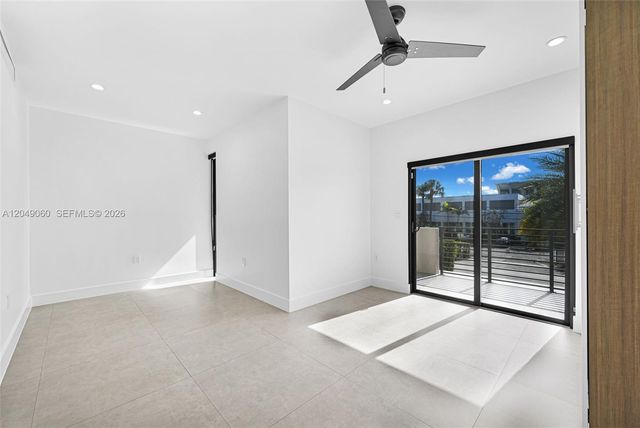 8871 SW 28th Street, Miami, FL 33165