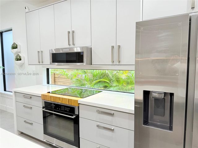 8871 SW 28th Street, Miami, FL 33165