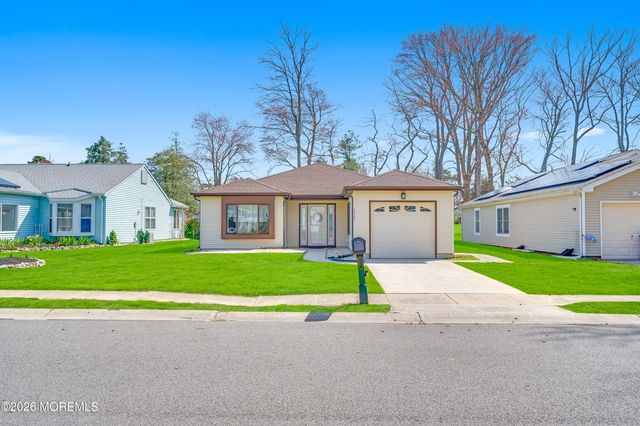 313 Concord Court, Little Egg Harbor, NJ 08087
