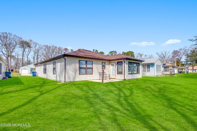 313 Concord Court, Little Egg Harbor, NJ 08087