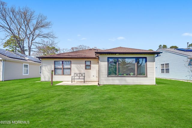 313 Concord Court, Little Egg Harbor, NJ 08087