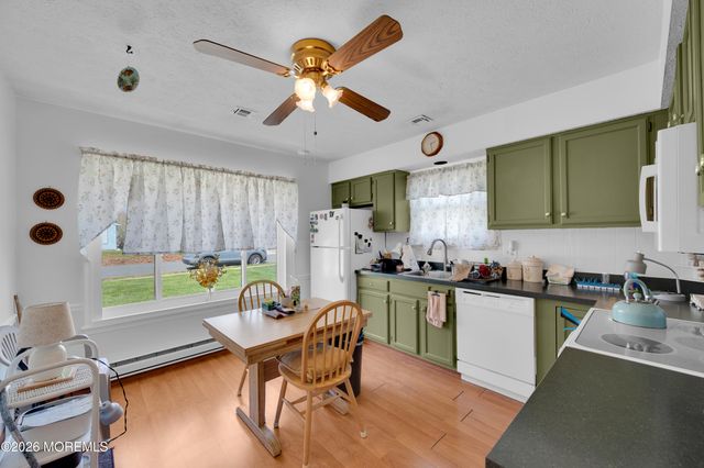 313 Concord Court, Little Egg Harbor, NJ 08087