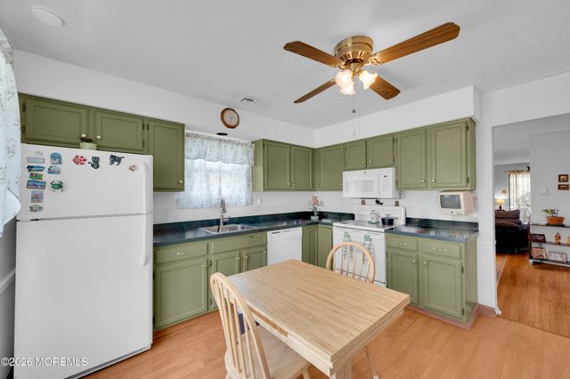 313 Concord Court, Little Egg Harbor, NJ 08087