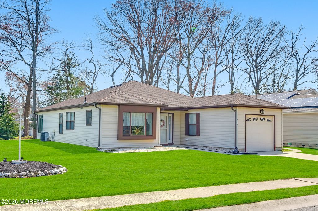 313 Concord Court, Little Egg Harbor, NJ 08087