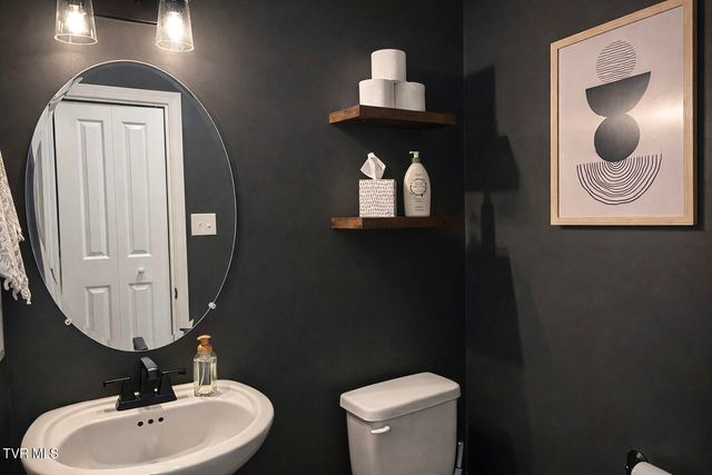 8146 Zenith Lane, Powell, TN 37849