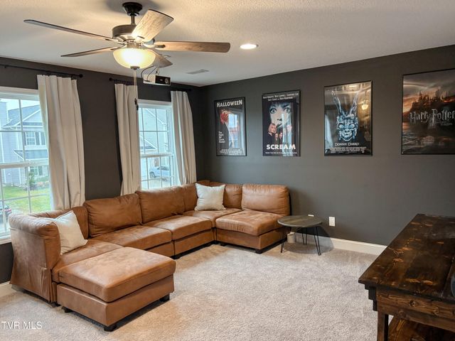 8146 Zenith Lane, Powell, TN 37849