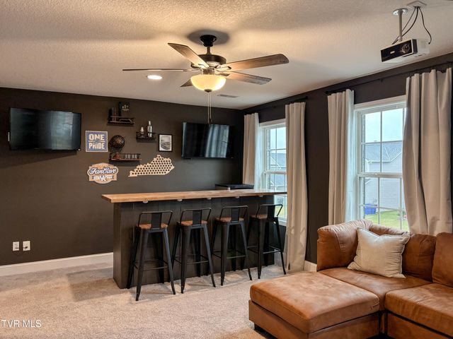 8146 Zenith Lane, Powell, TN 37849