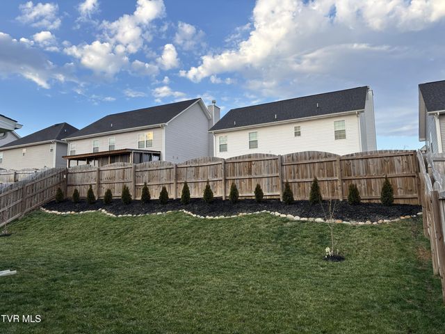 8146 Zenith Lane, Powell, TN 37849