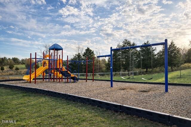 8146 Zenith Lane, Powell, TN 37849