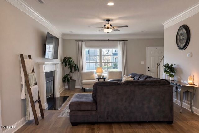 8146 Zenith Lane, Powell, TN 37849