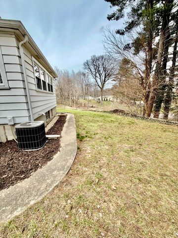 2846 Oak Street, Stevensville, MI 49127