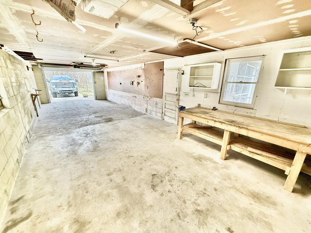 2846 Oak Street, Stevensville, MI 49127