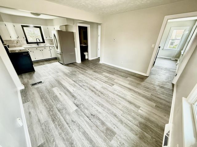 2846 Oak Street, Stevensville, MI 49127