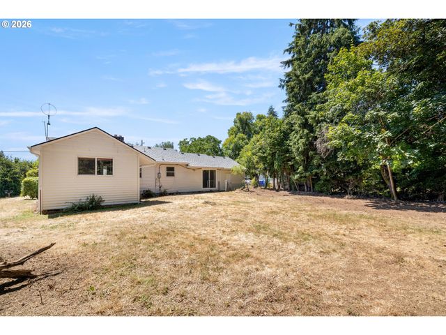 11209 Se PINE Ct, Portland, OR 97216