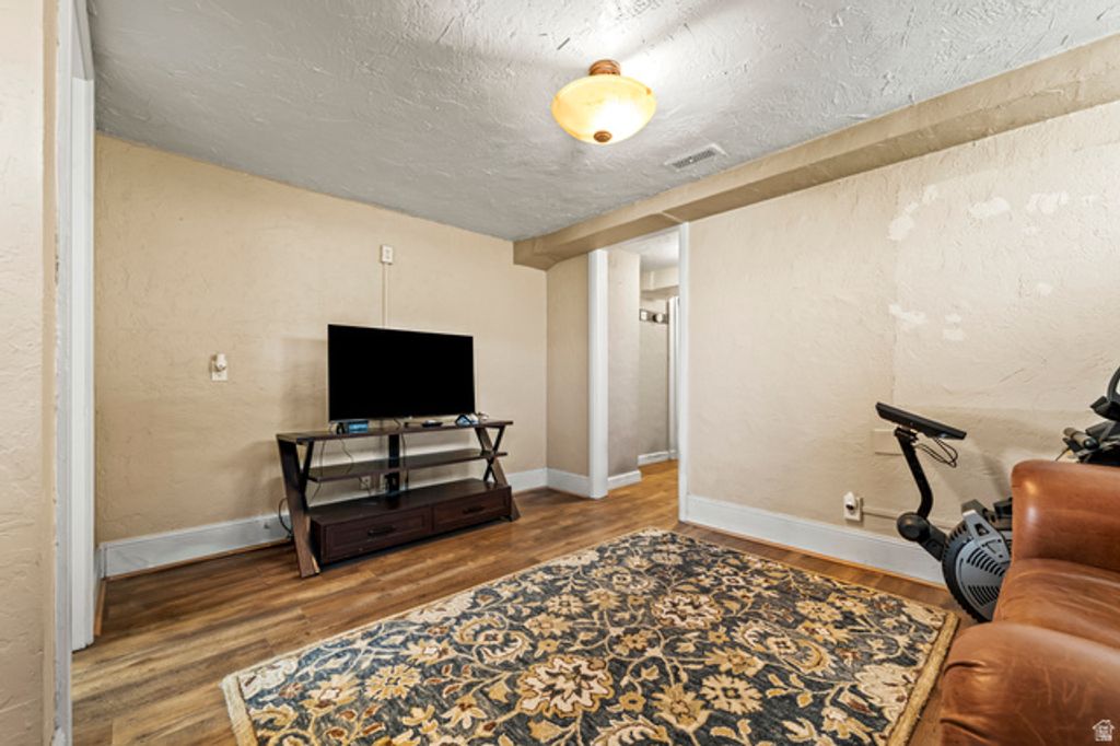 Image 16 of property listing at 47 E CENTER ST, Nephi, UT 84648