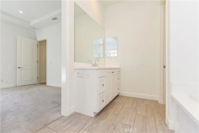 58 Belfast, Irvine, CA 92620