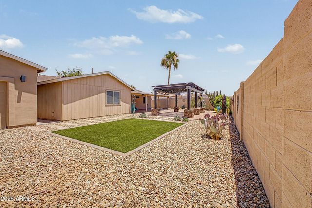 4035 E JOAN DE ARC Avenue, Phoenix, AZ 85032