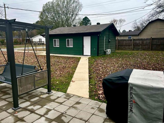 813 Lehman Drive, Jacksonville, AR 72076