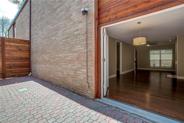 4035 Holland Avenue 1, Dallas, TX 75219