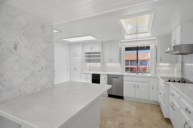 6137 Paseo Delicias, Rancho Santa Fe, CA 92067