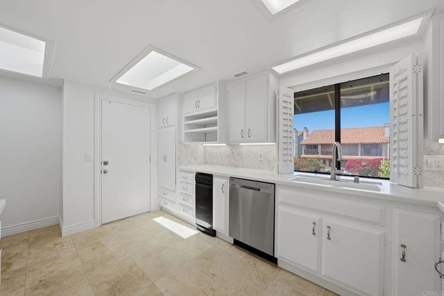 6137 Paseo Delicias, Rancho Santa Fe, CA 92067