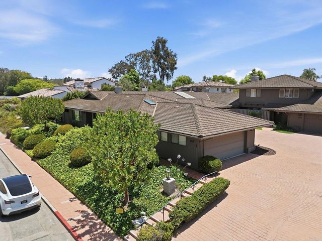 6137 Paseo Delicias, Rancho Santa Fe, CA 92067